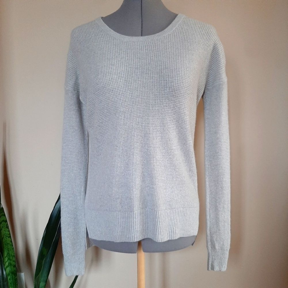 Aritzia Golden By TNA Waffle Knit Sweater